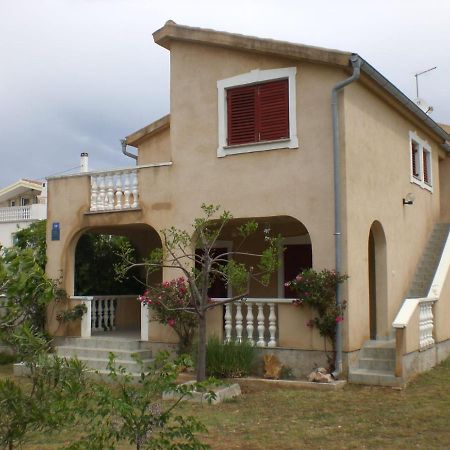 ויר Apartmani Vesna מראה חיצוני תמונה