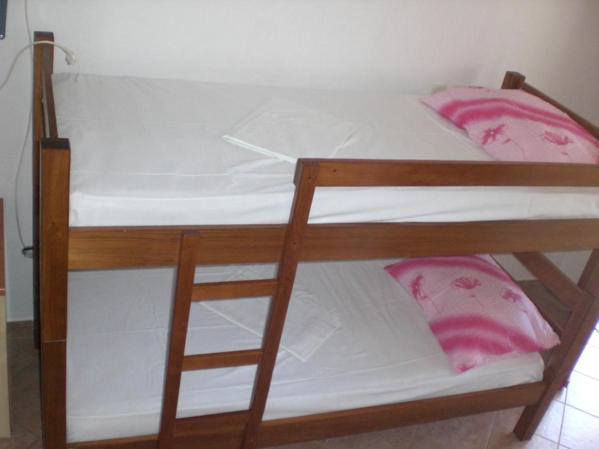 ויר Apartmani Vesna מראה חיצוני תמונה