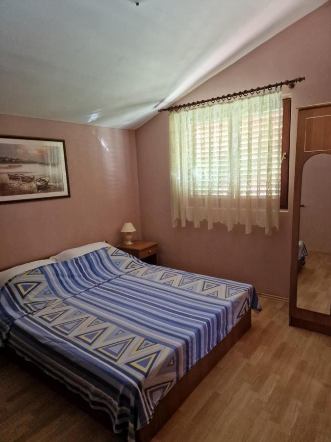 ויר Apartmani Vesna מראה חיצוני תמונה